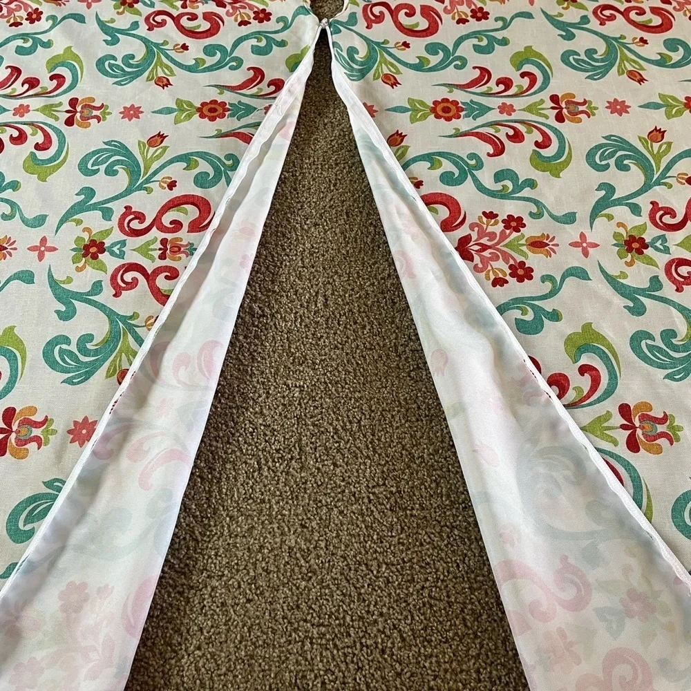 Umbrella Patio Tablecloth Round White Floral Scroll Zipper